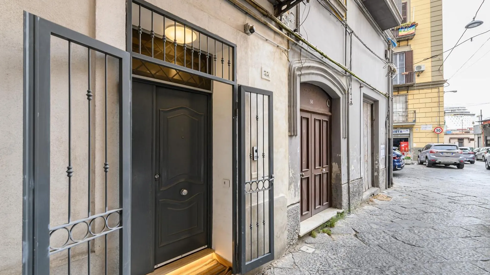 Dimora Aragonese Apartment Naples