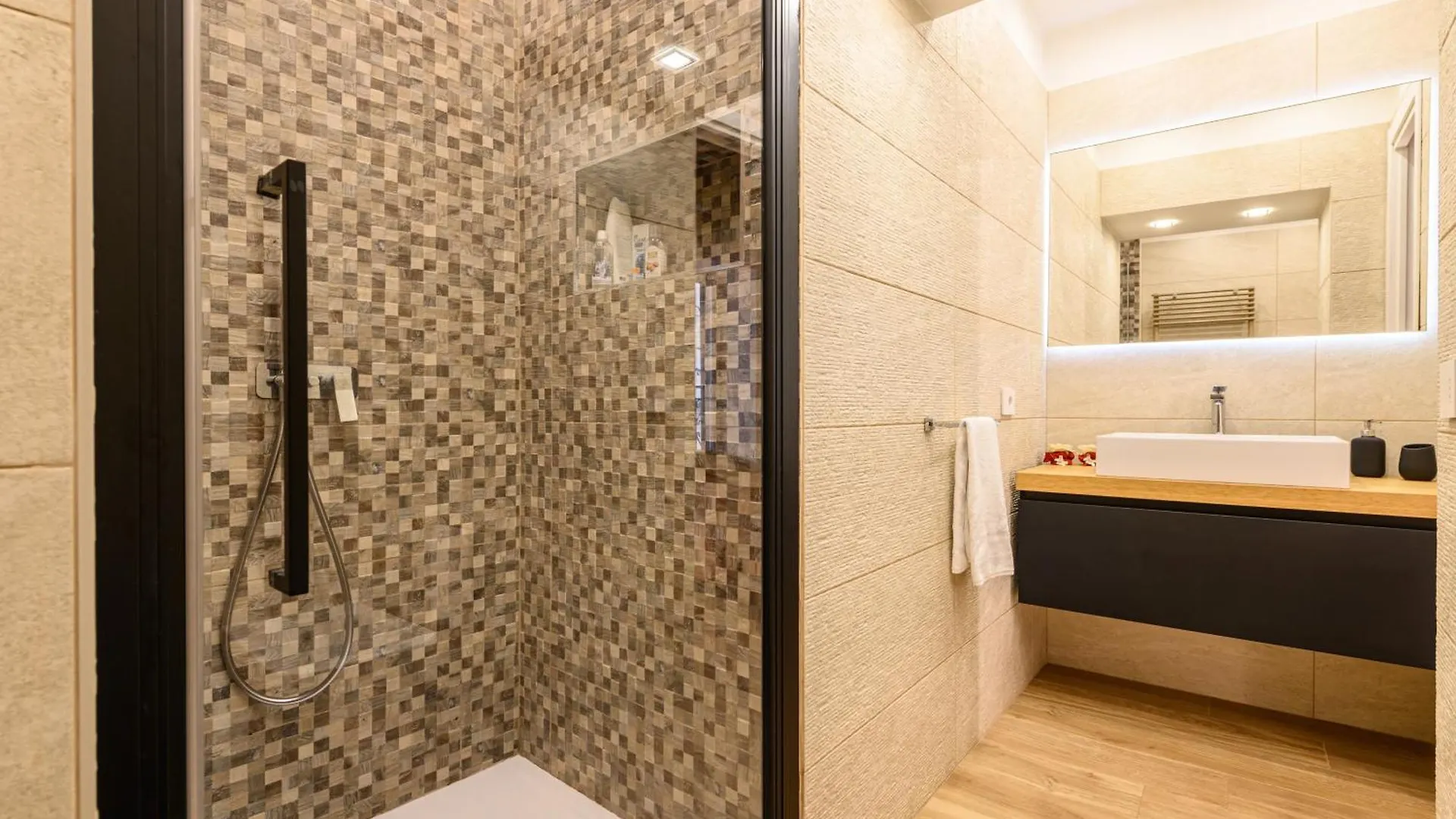 Dimora Aragonese Apartment Naples
