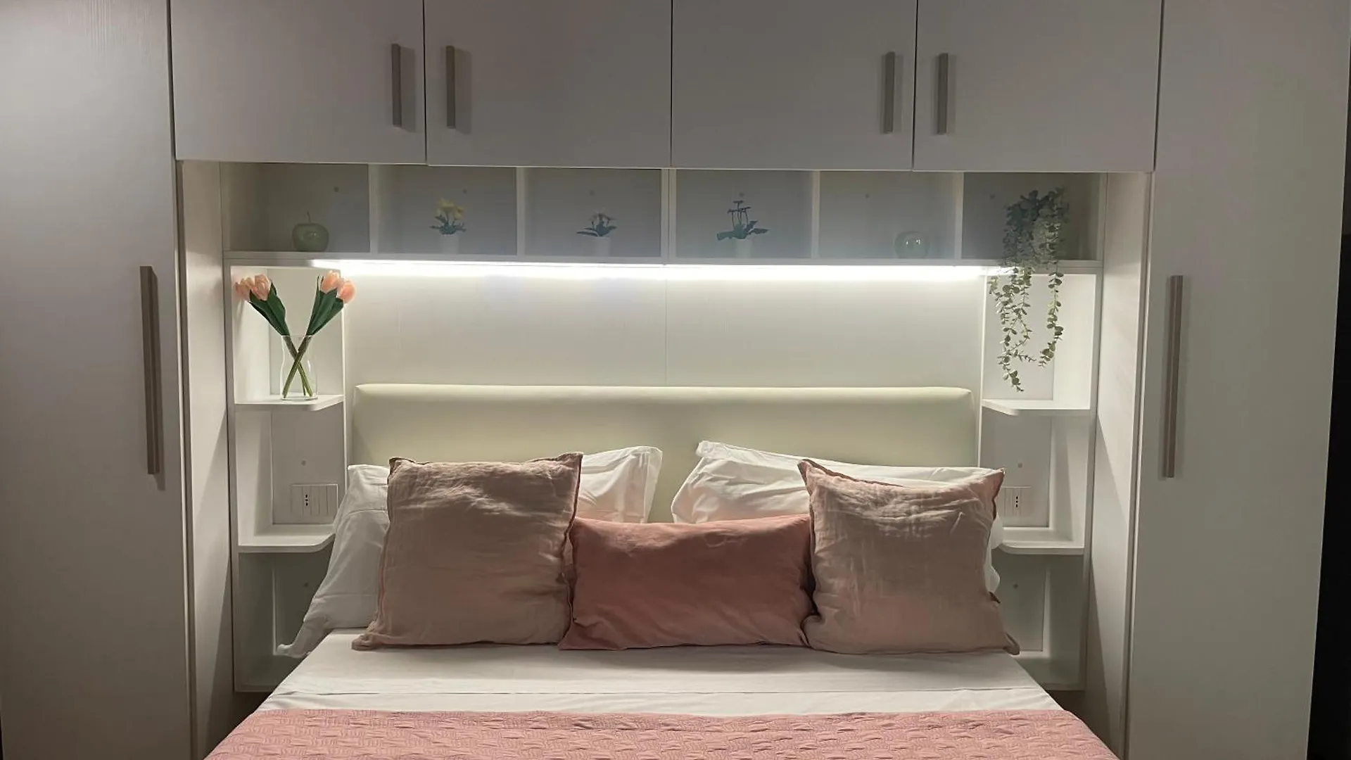 Dimora Aragonese Apartment Naples