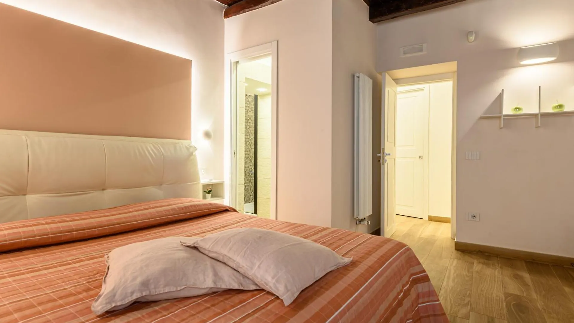 Dimora Aragonese Apartment Naples